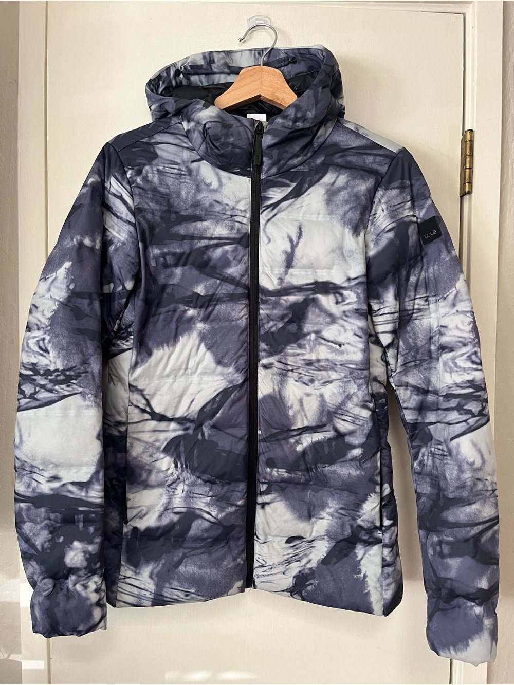 Lolë Waterproof Synthetic Down Puffer Jacket Hooded S